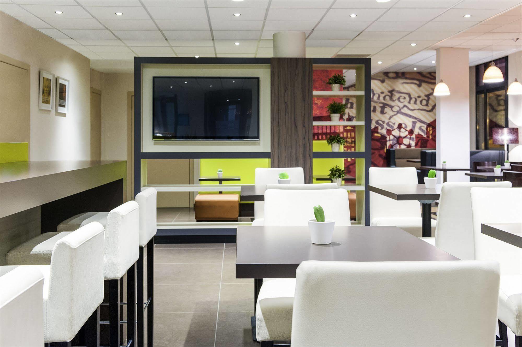 Ibis Styles Brussels Centre Stephanie Hotel